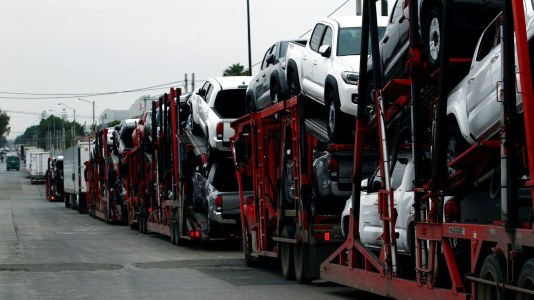 GM, Stellantis shares fall on Trump tariff threat for Mexico, Canada