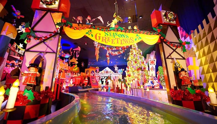Disneylands It’s a Small World ride