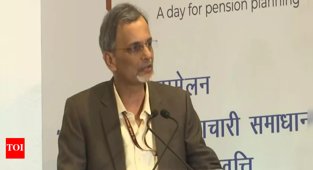 Aging-population-CEA-Nageswaran-urges-long-term-savings-for-Indias.jpg